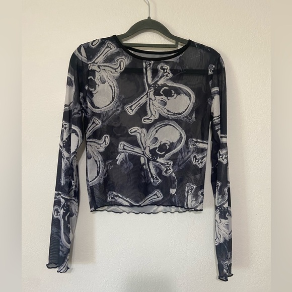 Women's sheer long sleeve skull novelty print layering top w/ raw edge EUC - Picture 1 of 4